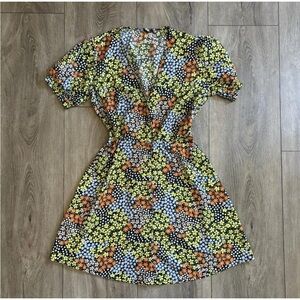 Floral V-Neck Short Mini Dress in Yellow & Orange